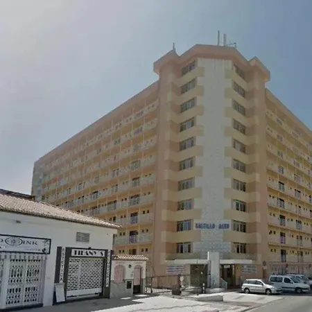 Апартаменты Welcoming In 45 M² With Shared Pool *