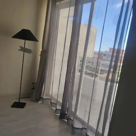 Welcoming In 45 M² With Shared Pool Apartamento